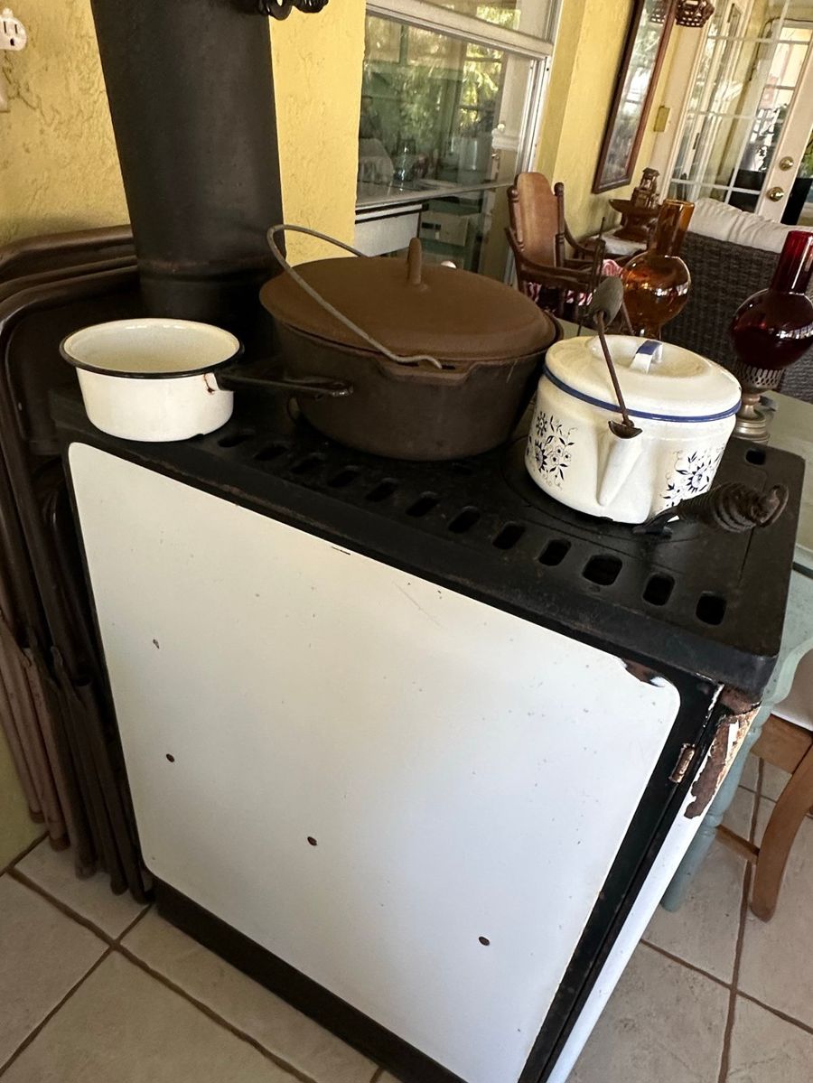 Vintage Cookware Assortment