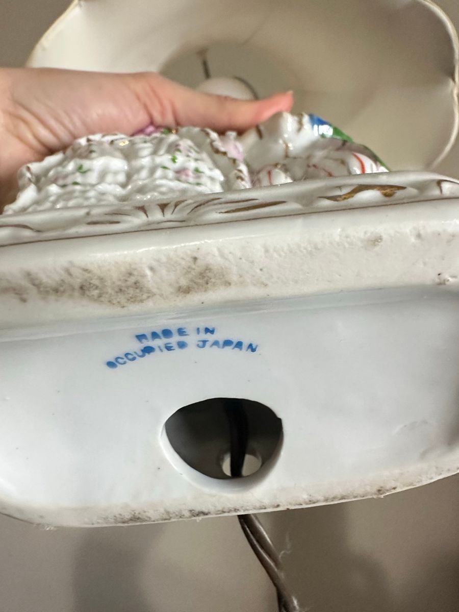 Occupied Japan Porcelain Figurine Table Lamp