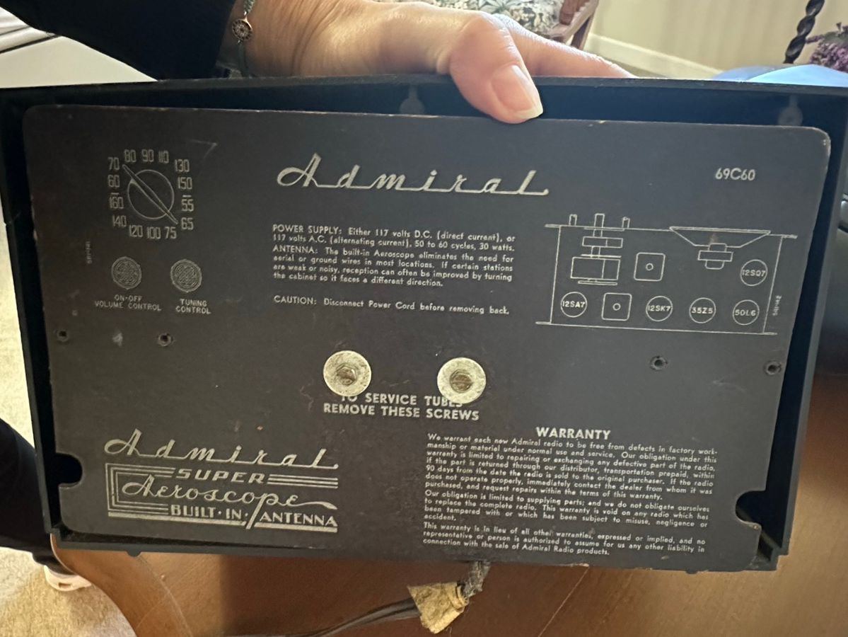 Admiral Super Aeroscope 69C60 Vintage Tube Radio