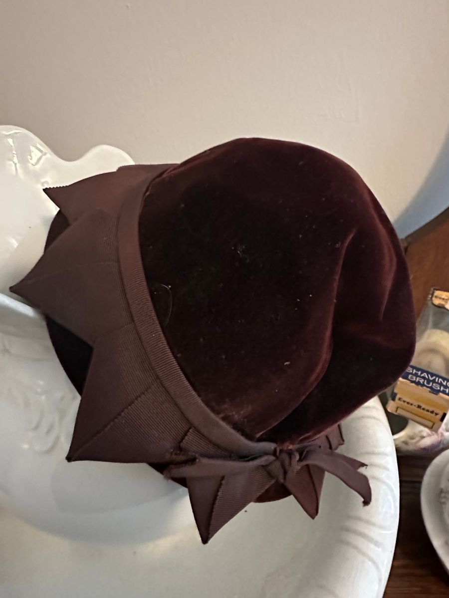 Vintage Women's Velvet Hat