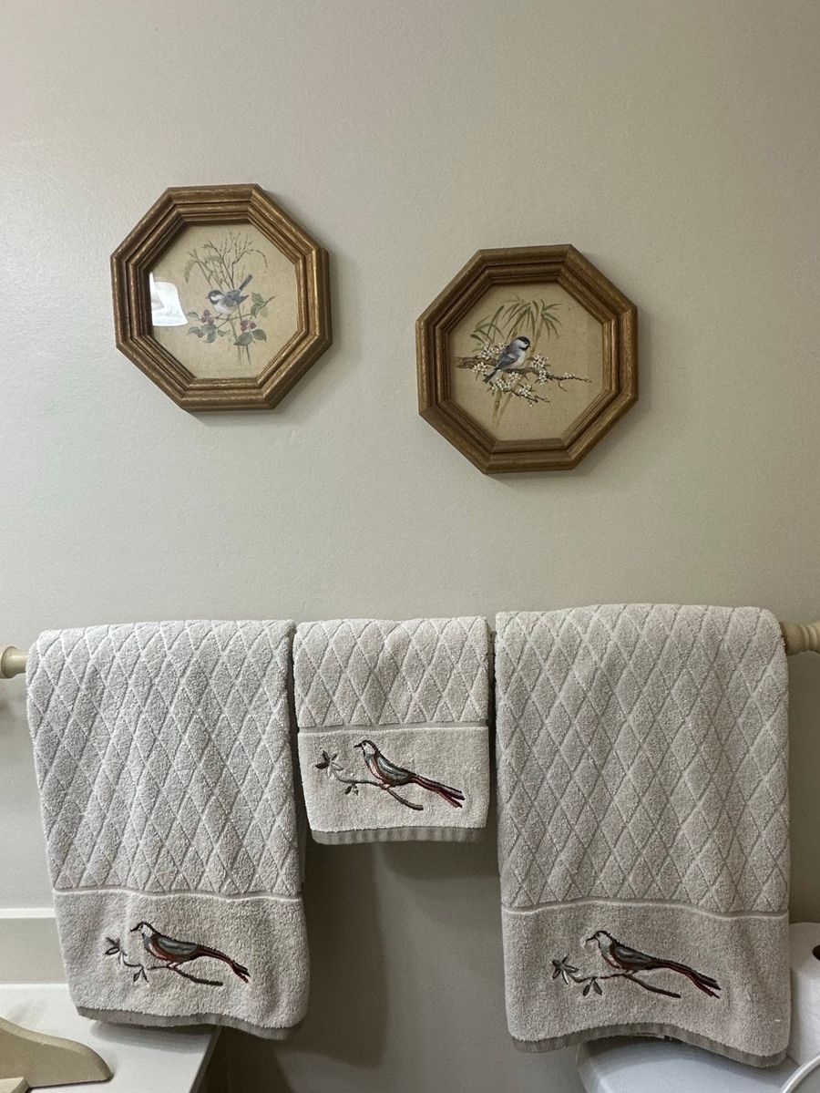 Embroidered Bird Towel Grouping with Matching Wall Art