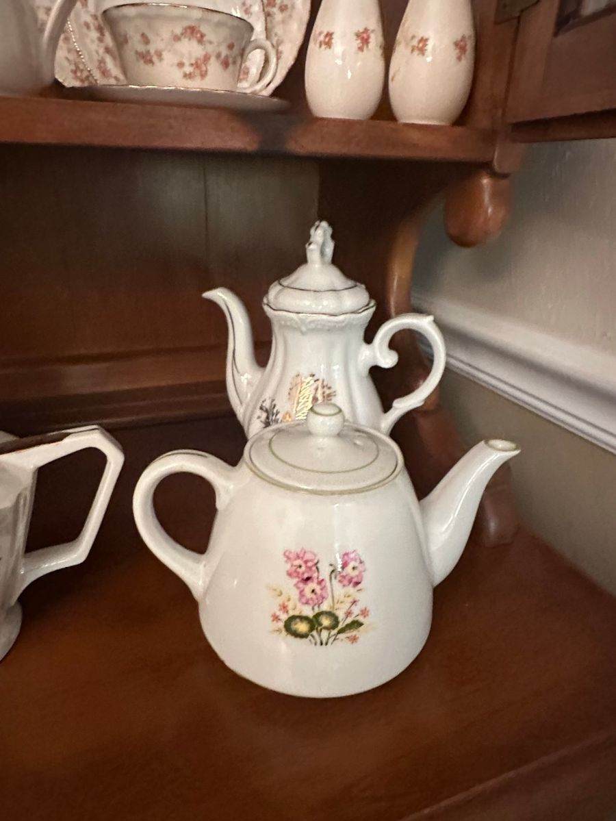 Vintage Teapot & Creamer Assortment