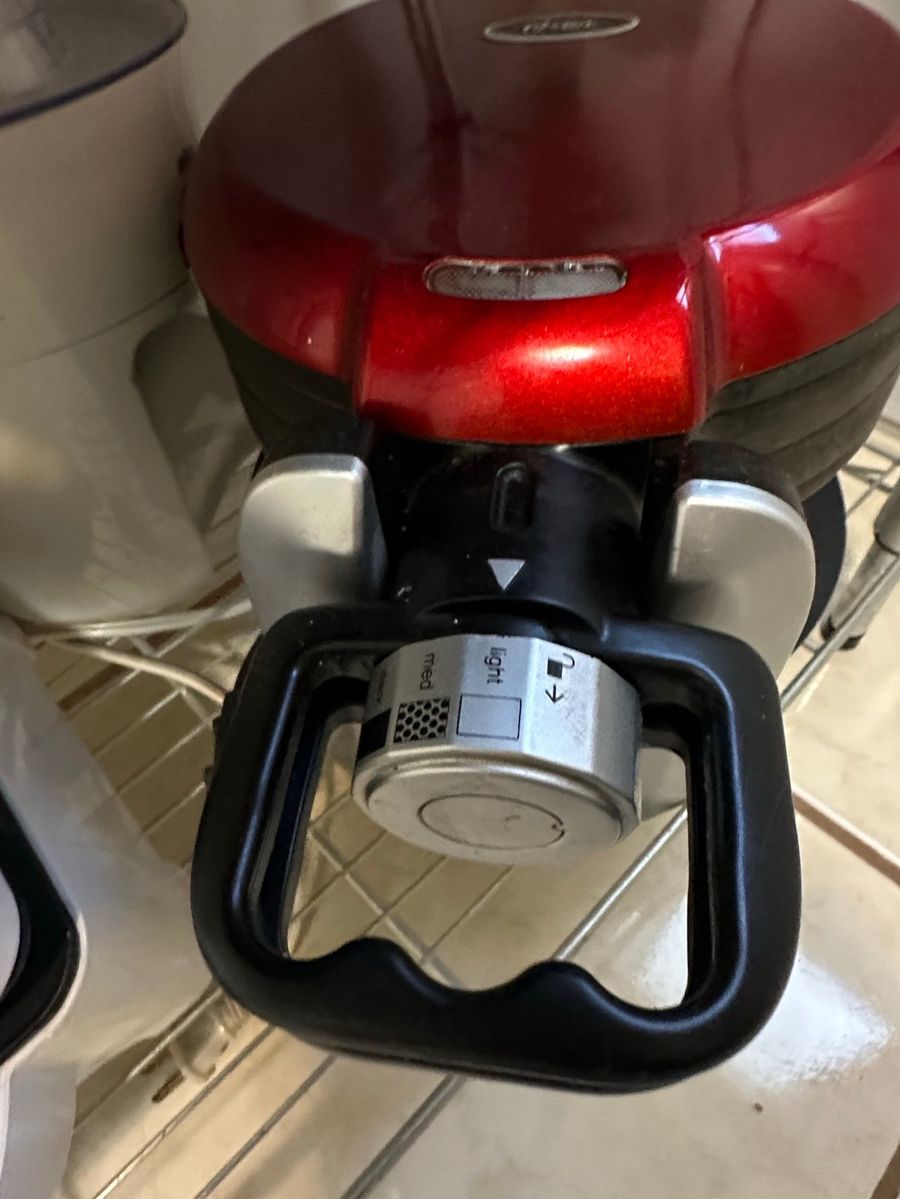Oster Red Waffle Maker