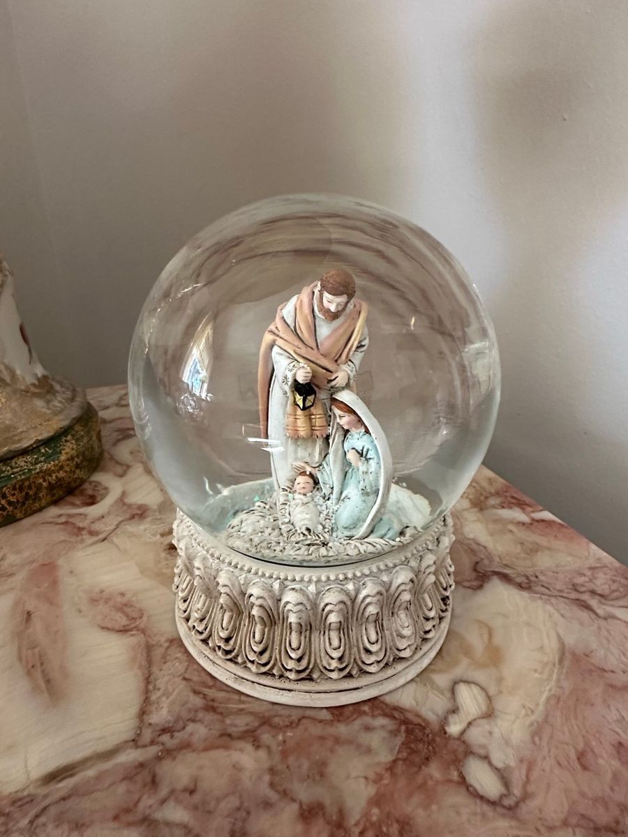 Nativity Scene Water Globe with Ornate Base