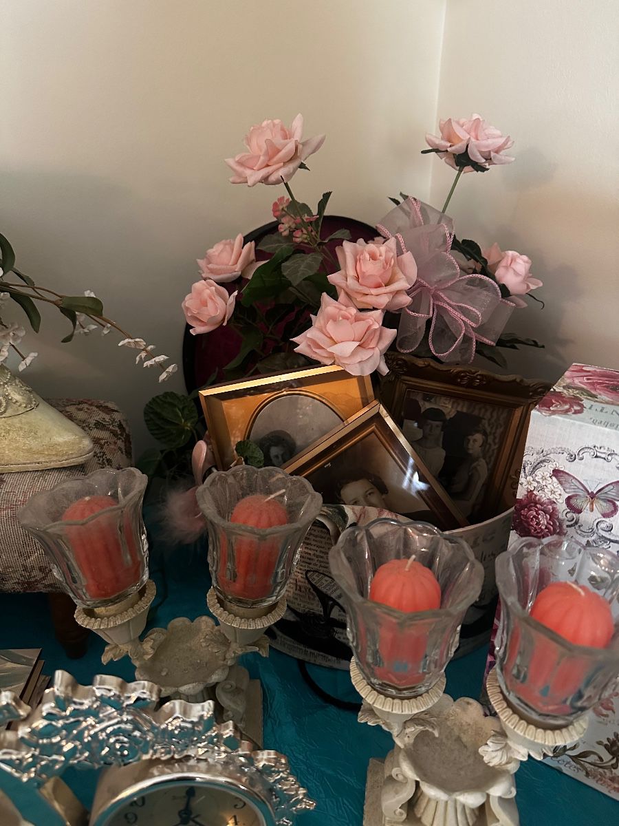 INCREDIBLE ESTATE SALE ** Pensacola **