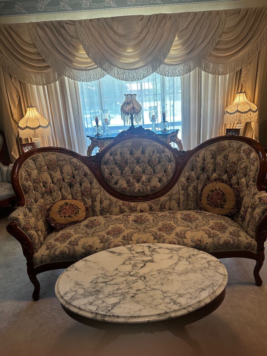 INCREDIBLE ESTATE SALE ** Pensacola **
