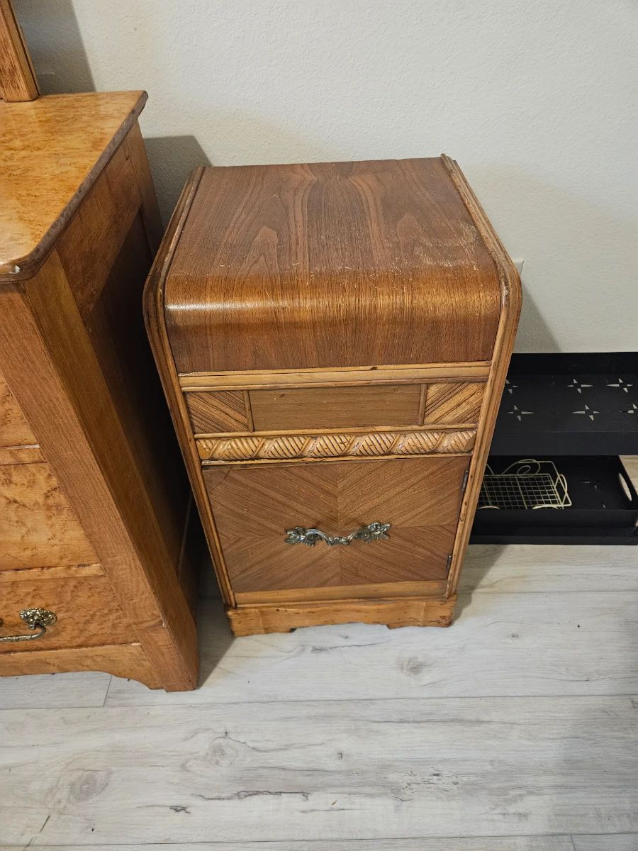 3 DAY SALE - VILLAGE OF FENNEY