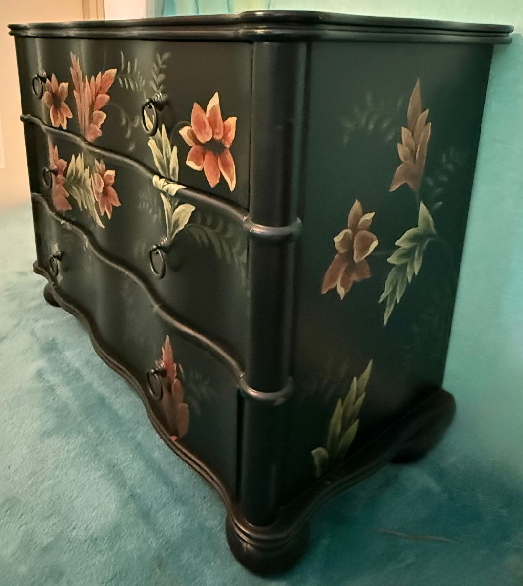 CARDON ESTATE SALES - Coastal & Traditional on the Water in Lillian