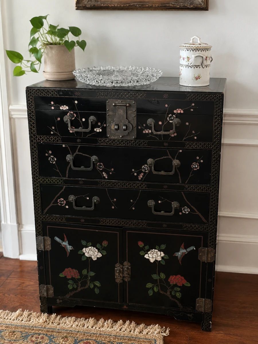 Poshlando in Spring Lake: Silver, Oriental Rugs & Collected Treasures