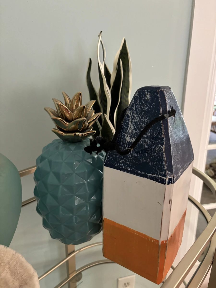 Coastal Chic Estate Sale in Siesta Key