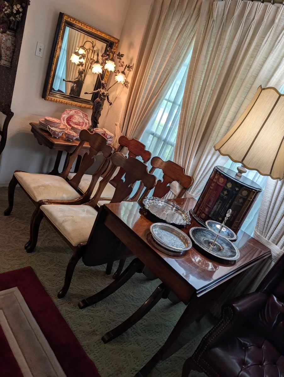 ABOUT THE HOUSE in Northwest Dallas