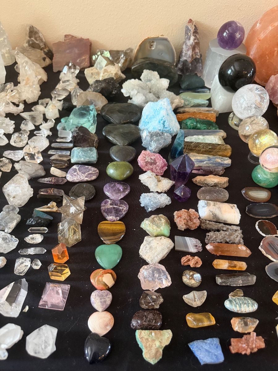 Fabulous Tarpon Springs world traveler hoarder sale!