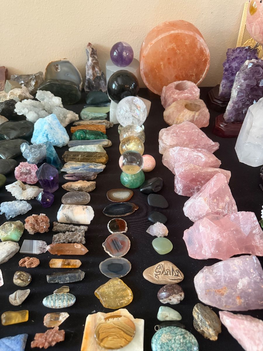 Fabulous Tarpon Springs world traveler hoarder sale!