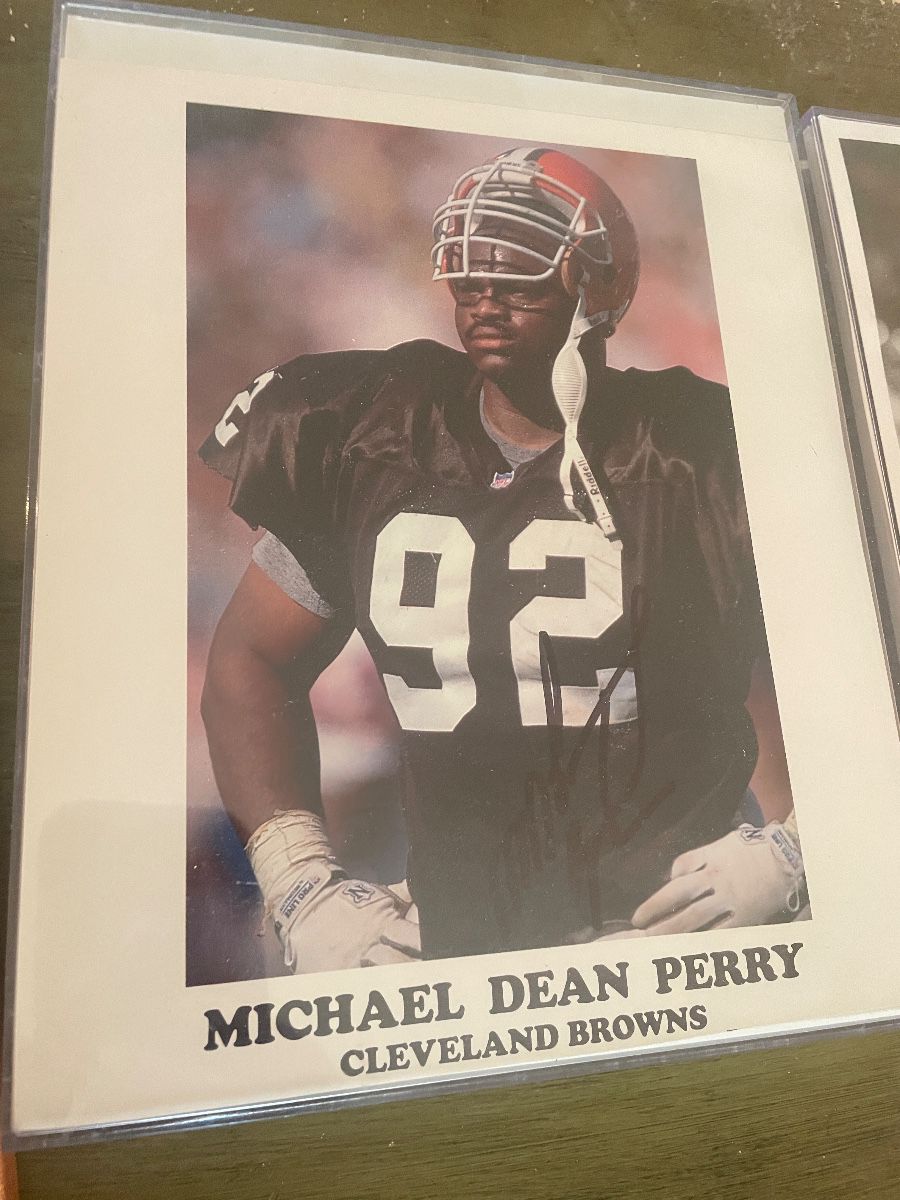Michael Dean Perry Cleveland Browns Autographed Photograph