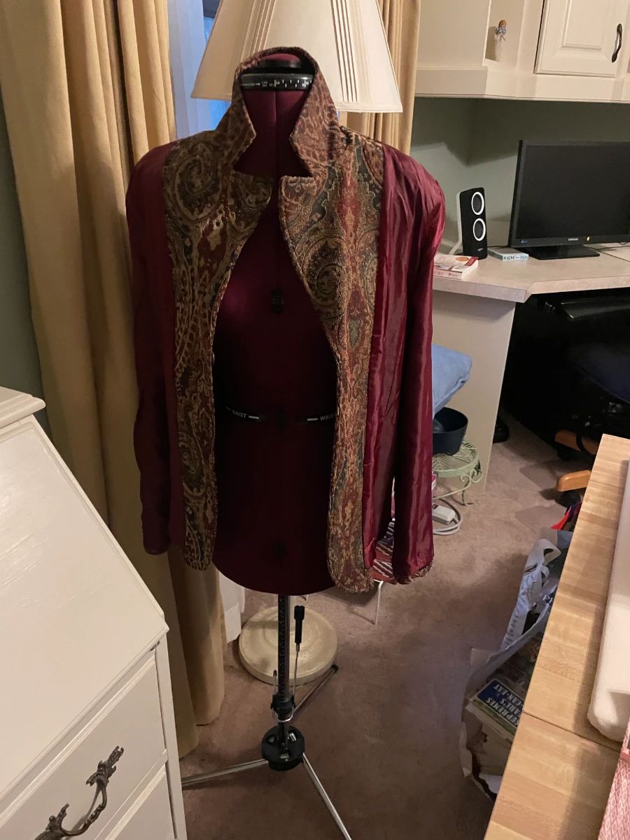 Estate Sale By Helping Hands ( In the Woodlands )Dunnellon