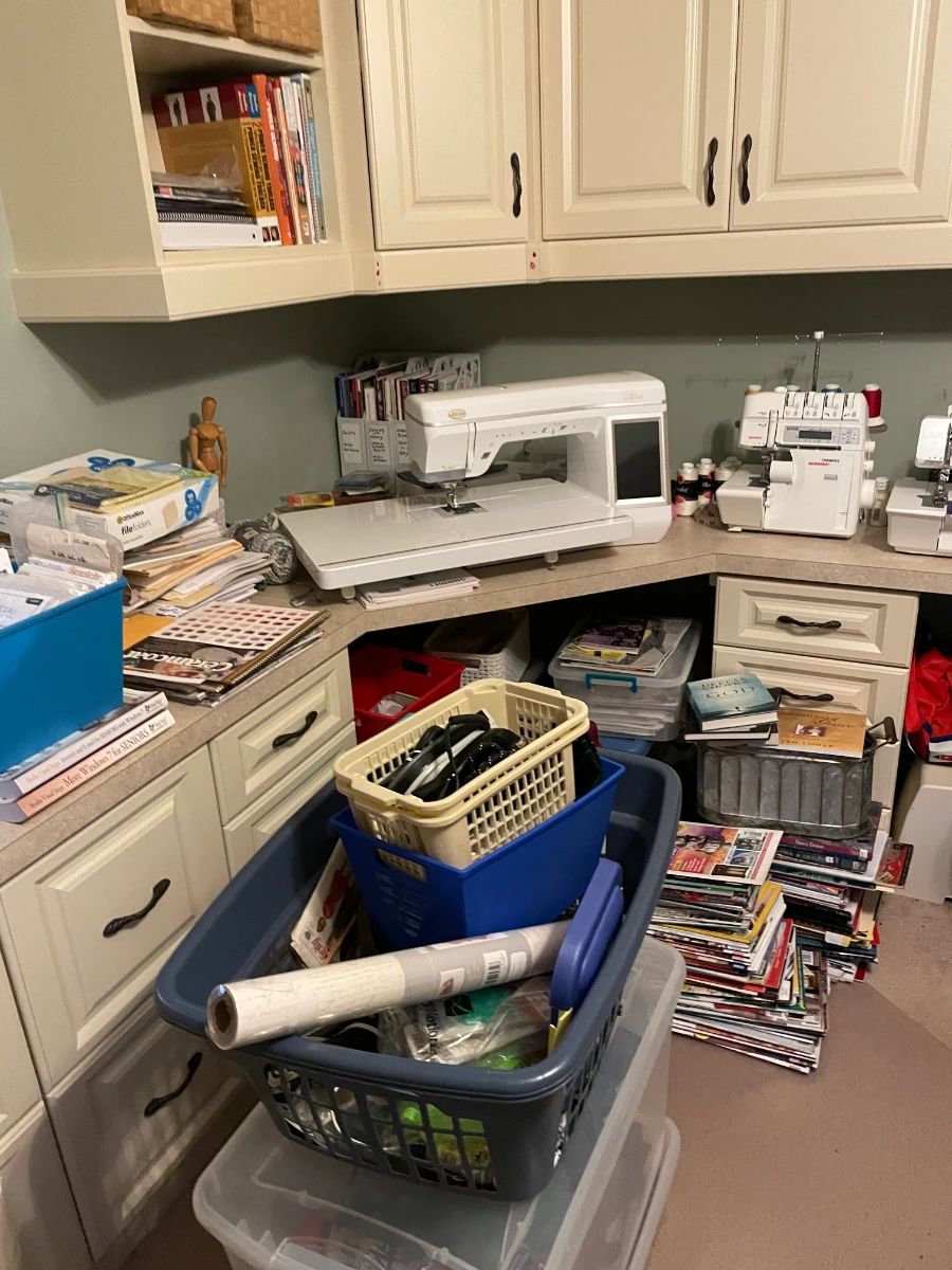 Estate Sale By Helping Hands ( In the Woodlands )Dunnellon