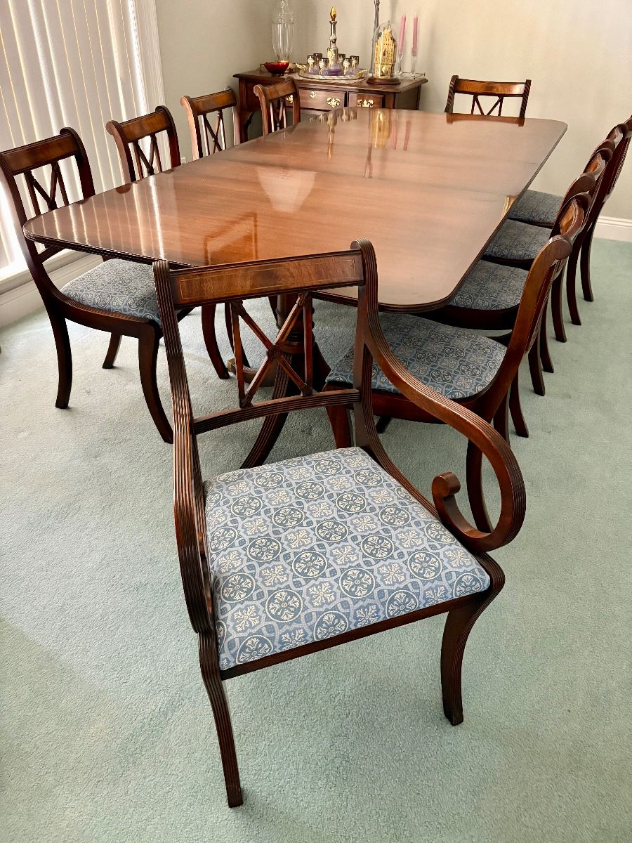 ELEGANCE AND TREASURES! ESTATE SALE BY PENSACOLA ESTATE SALE TEAM!