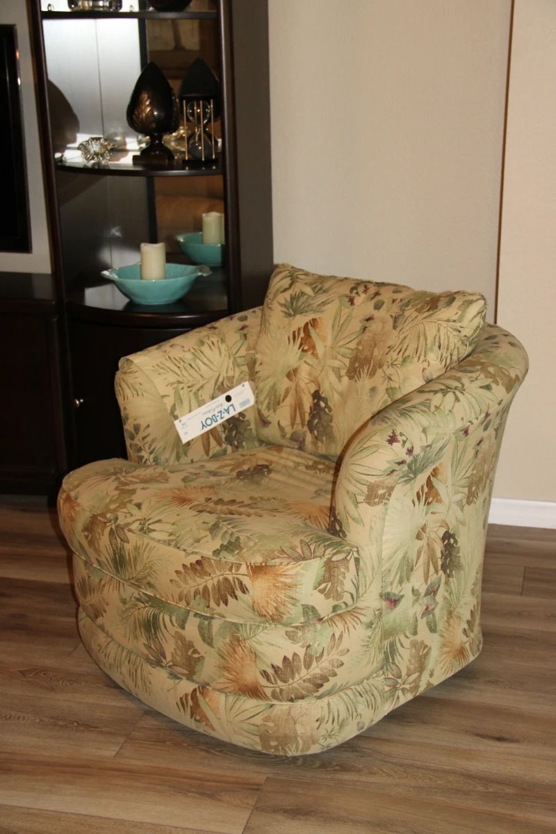 MOVING SALE