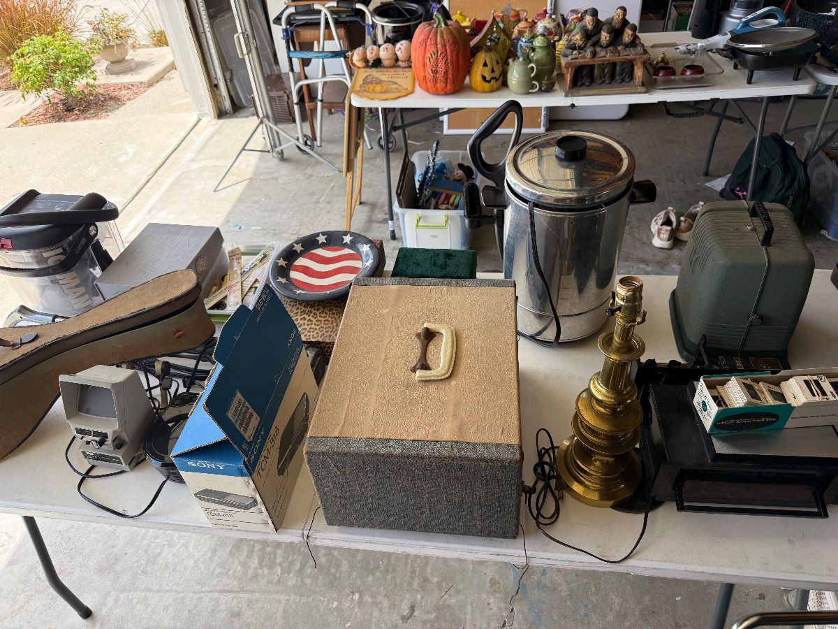 La Palma Sale by SoCal Home Clear Outs