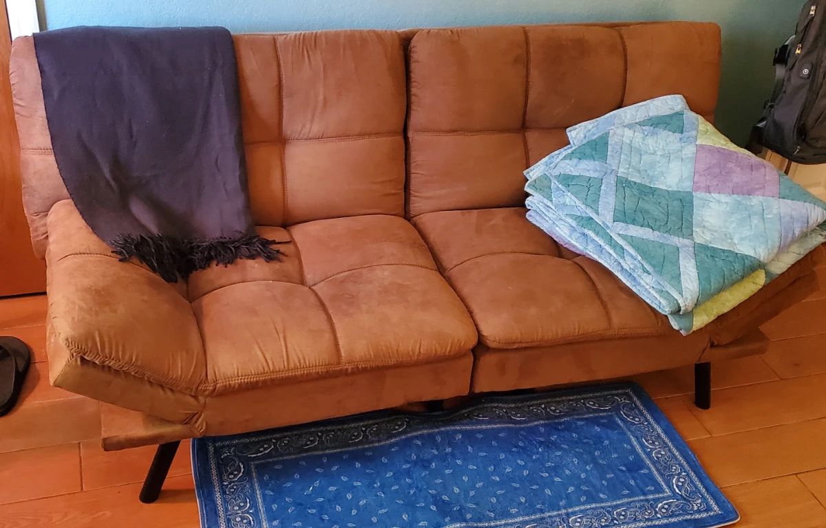 Starling - Whispering Lakes