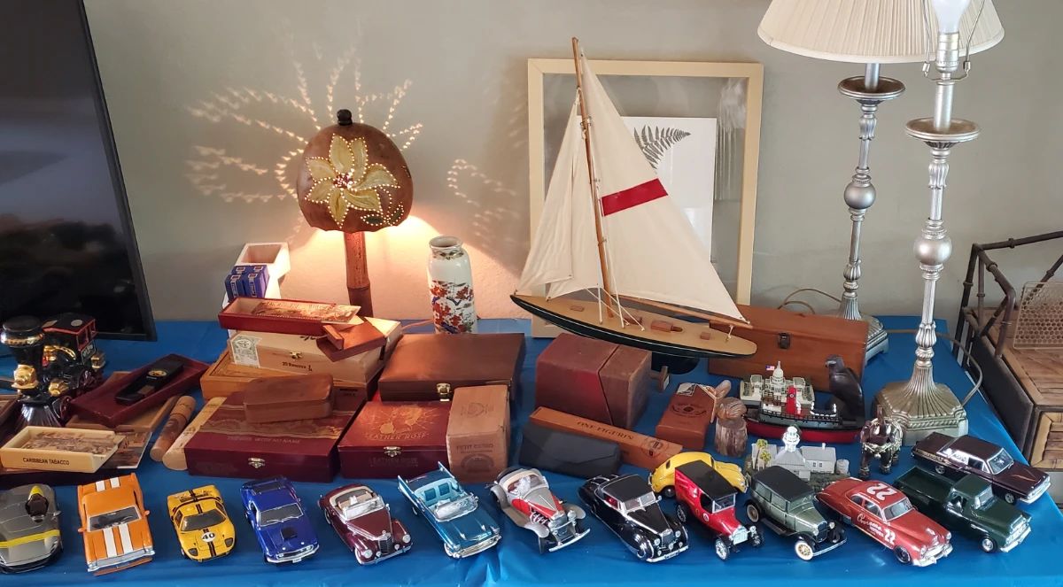 Starling - Whispering Lakes