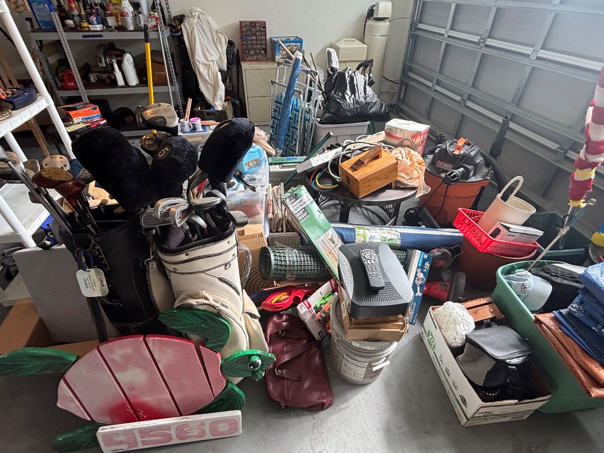 Garage & Storage Lot - Golf Equipment, Vacuums, Decor & More
