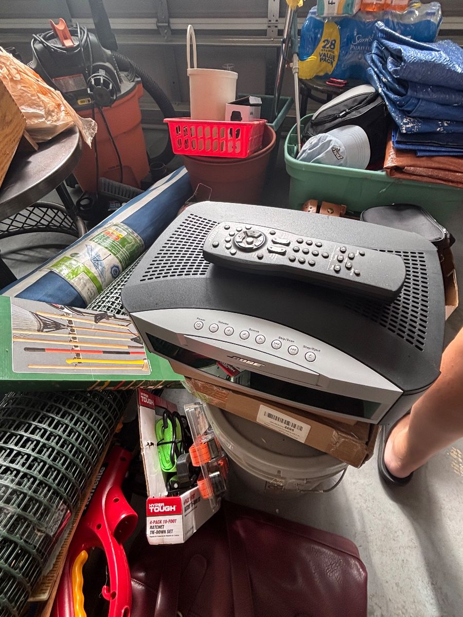 Home Entertainment & Garage Storage Lot