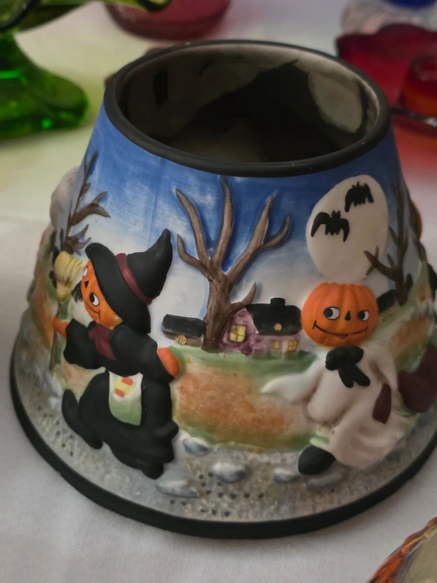 You'll FALL in love with this Apopka Estate Sale! Decor, Holiday, Military, Furnishings and more!