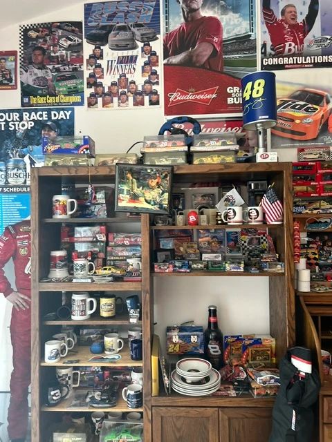 Thousand Oaks-Trinity Estate Sale