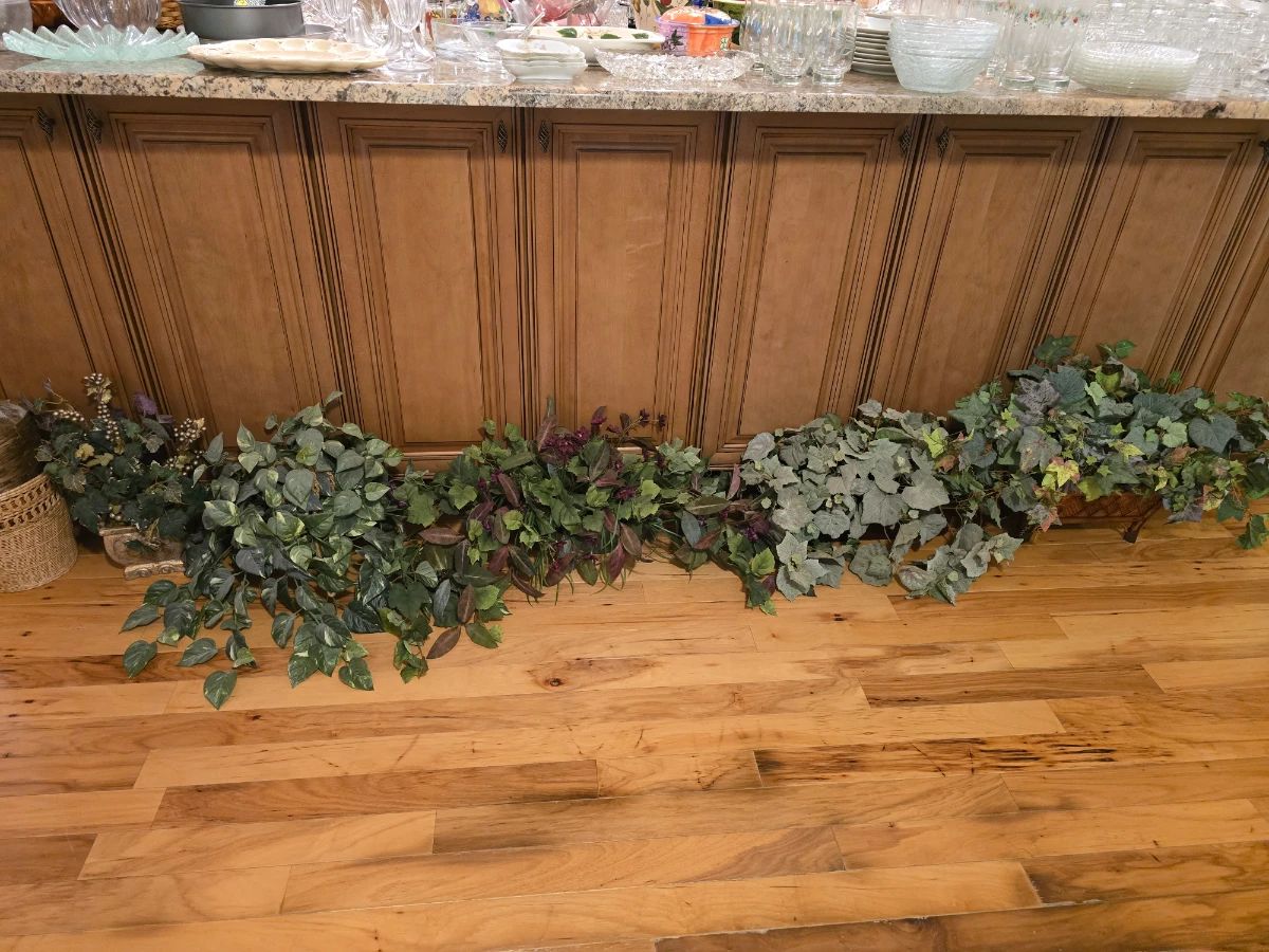 Renee's Estate Sales
