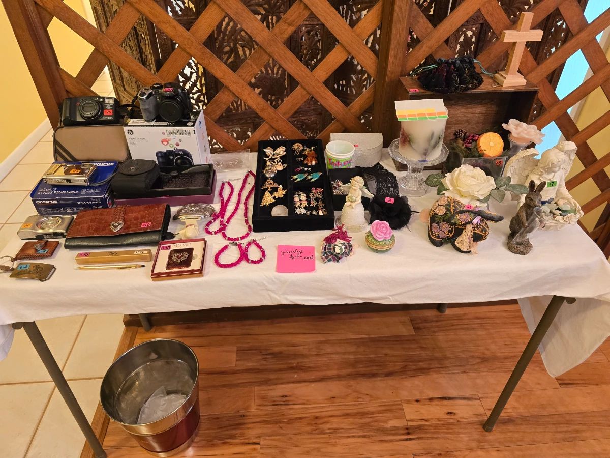 Renee's Estate Sales