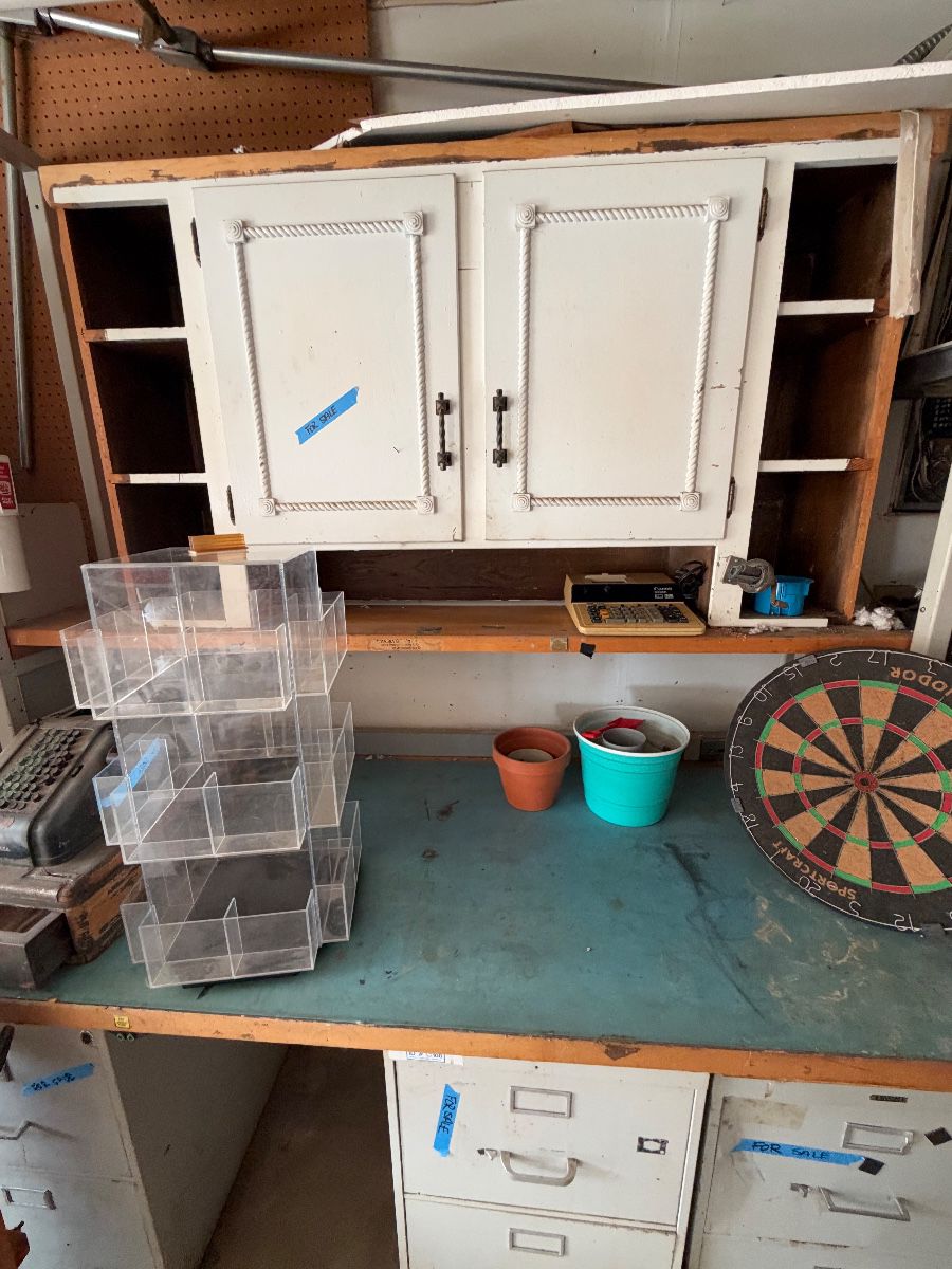 Bits and Pieces in Hurst