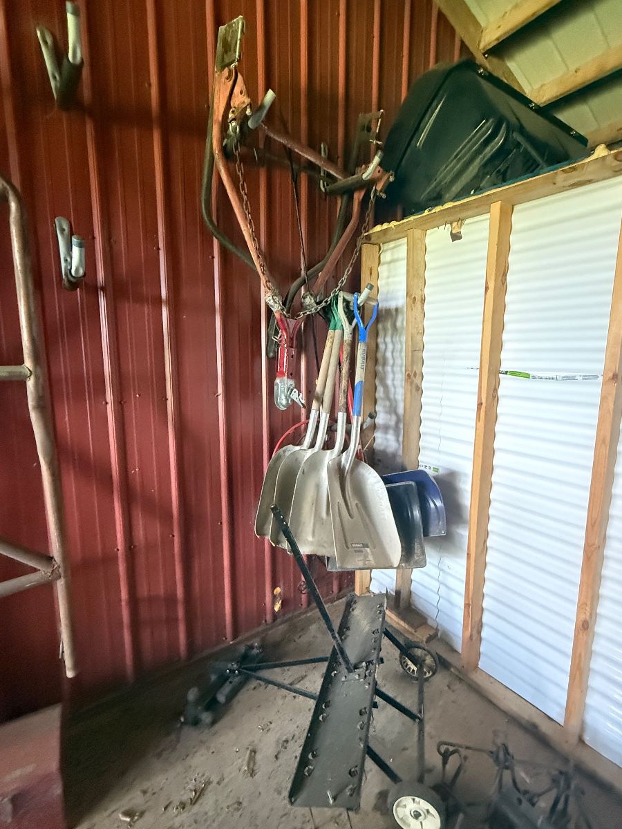 LABOR DAY WEEKEND BARN SALE - DON'T MISS IT !!!!
