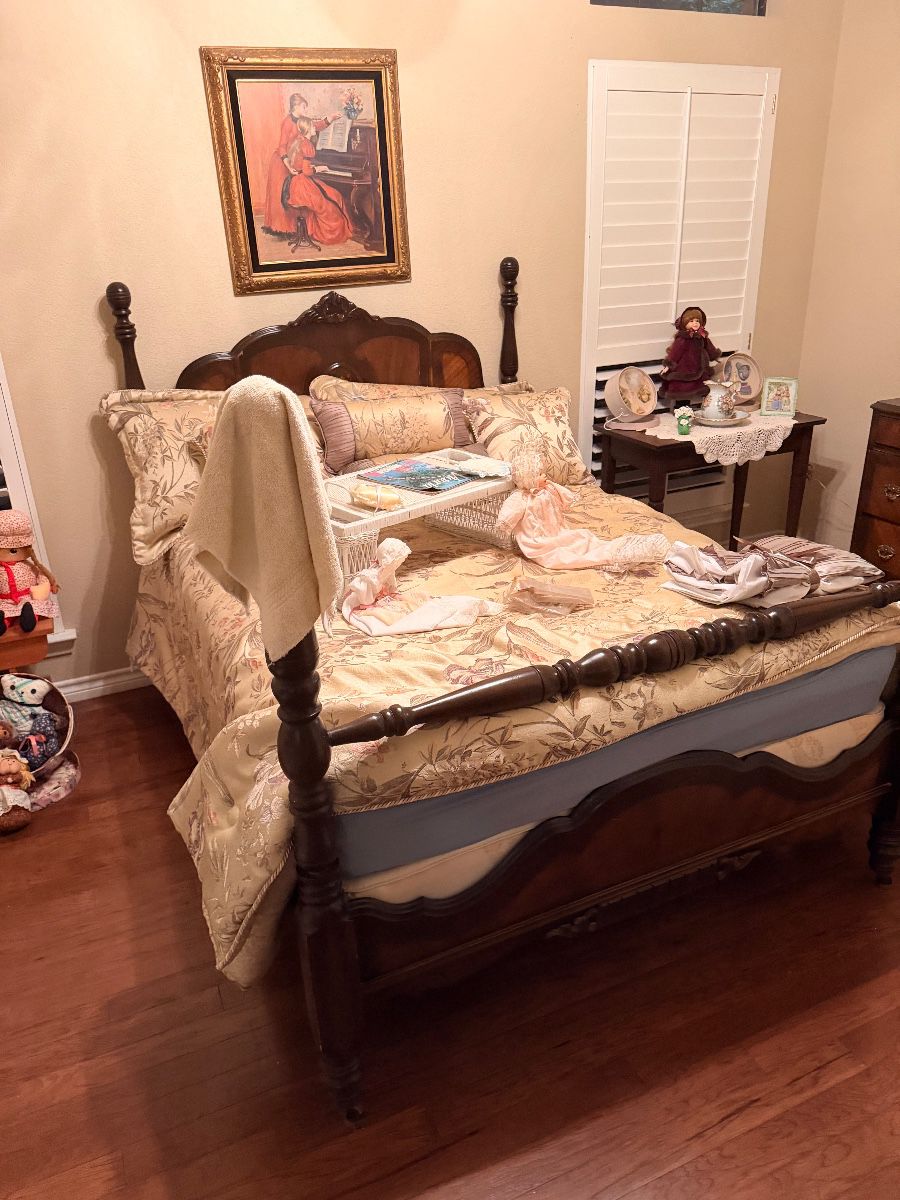 James Major Estate Sales requests your presence at this Elegant Affair Estate Sale in Arlington, Tx