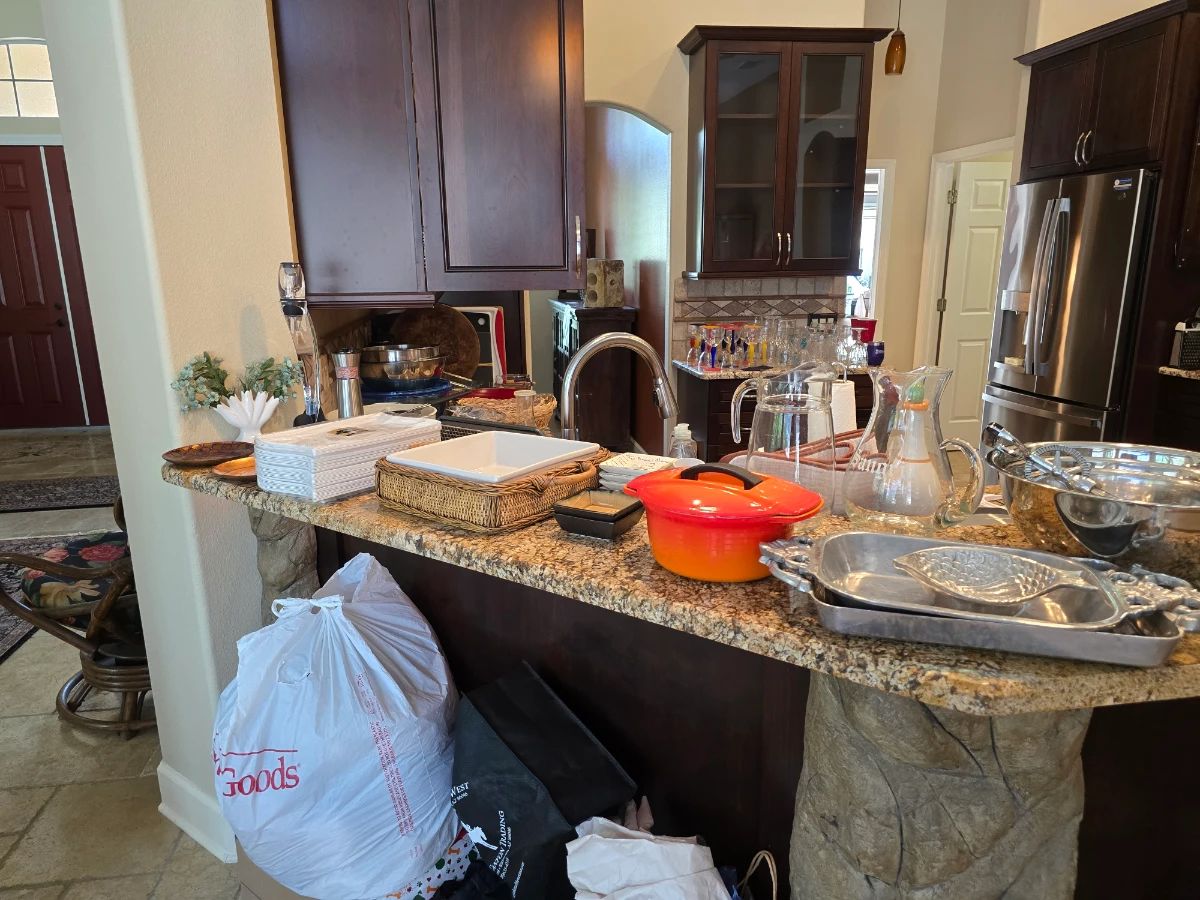 Kitchen & Serving Essentials Assortment