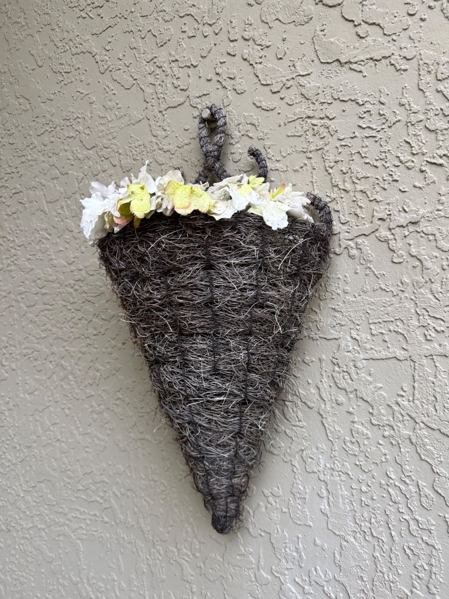 Tons of Great Stuff, household, holiday decorations, Collectibles…. Brighton Jewelry.!!!