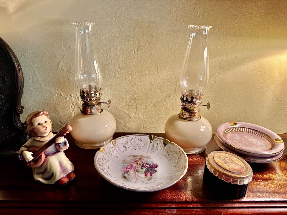 VINTAGE ESTATE SALE in CORAL GABLES