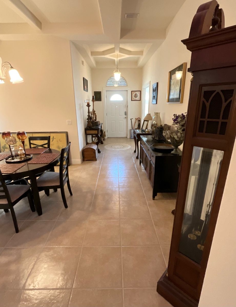 Great Sale in Titusville!! Quality Home Decor and Collectibles (3-Day Sale)