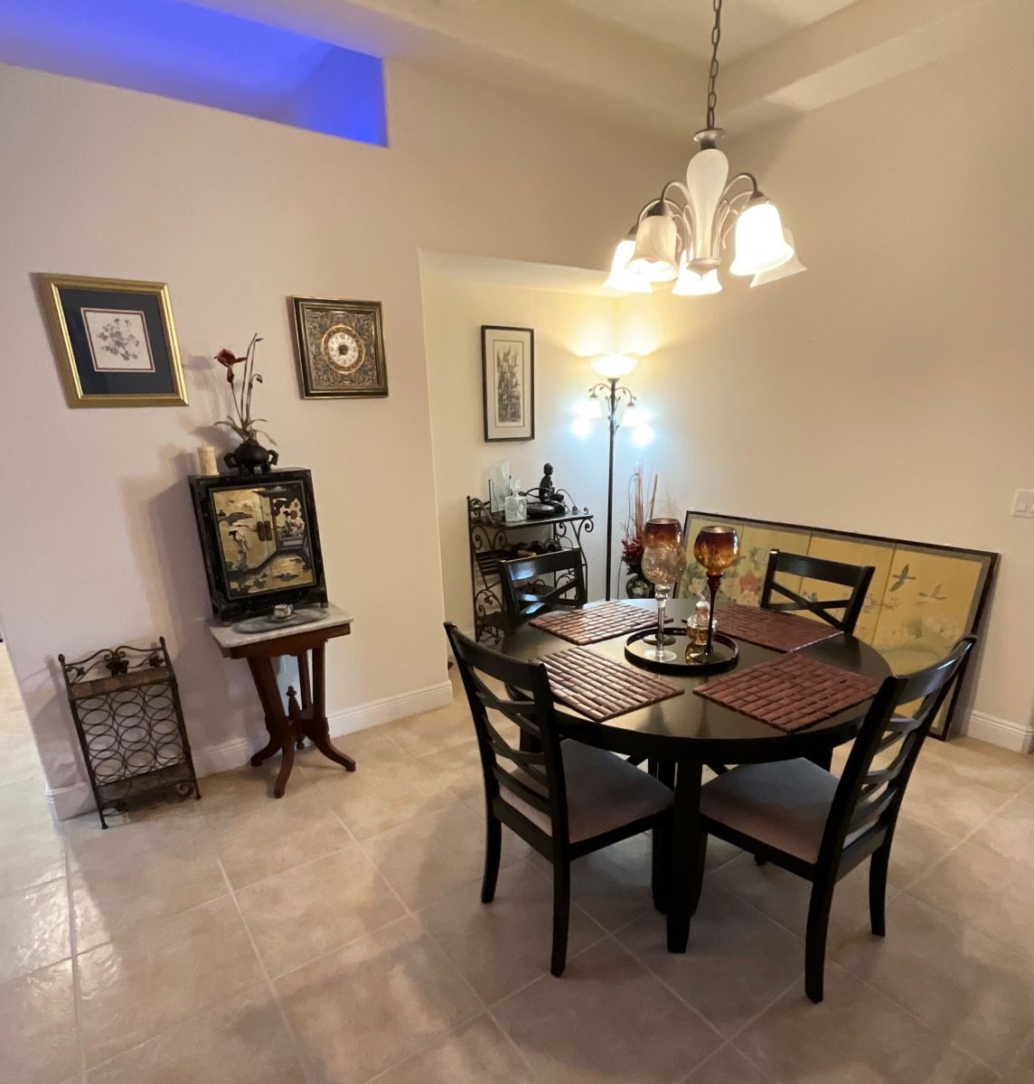 Great Sale in Titusville!! Quality Home Decor and Collectibles (3-Day Sale)