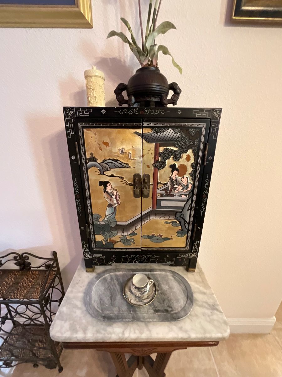 Great Sale in Titusville!! Quality Home Decor and Collectibles (3-Day Sale)