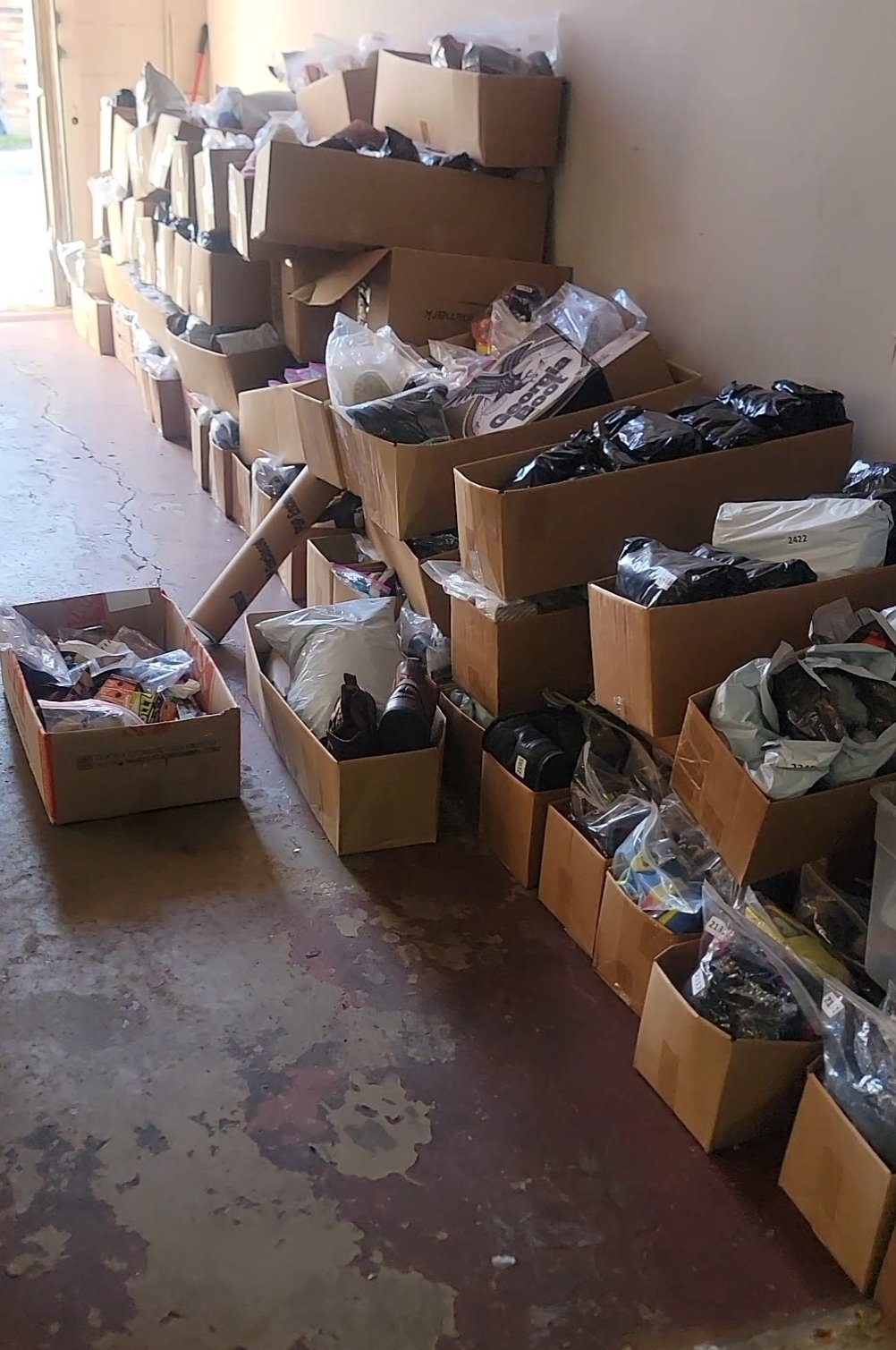 Big Sale in Posen: Shoes, Clothing & More!