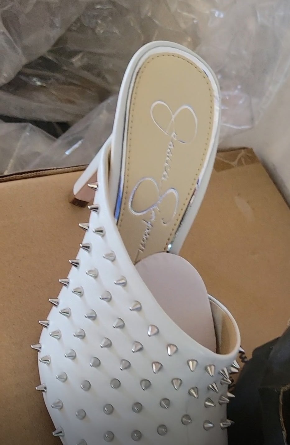 Big Sale in Posen: Shoes, Clothing & More!