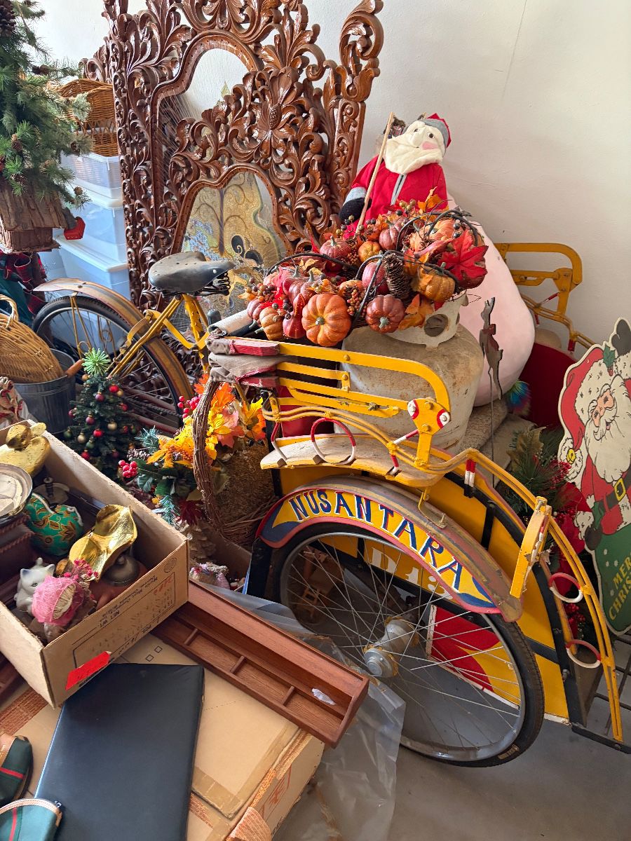 World Traveler Estate Sale – Carvings, Gongs, Art & Antiques