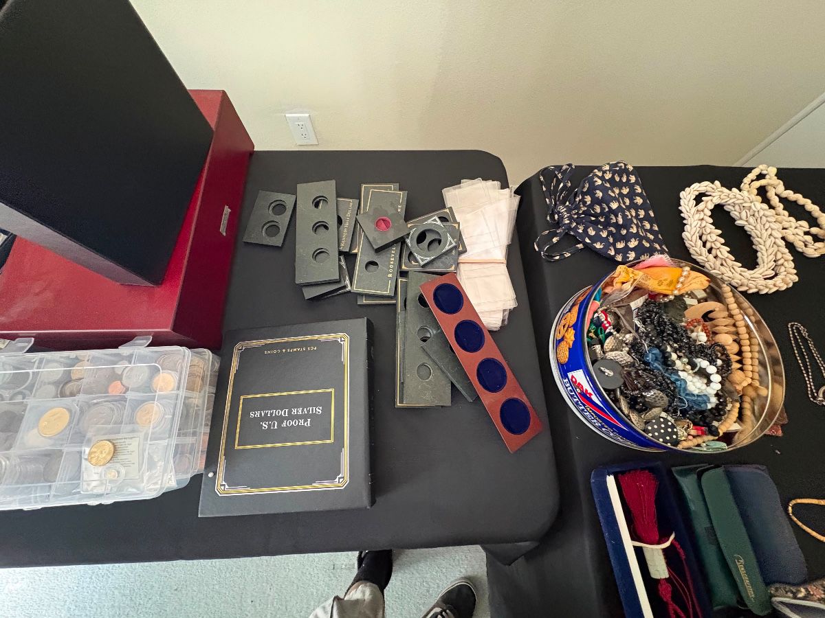 Cerritos Estate Sale by SoCal Home Clear Outs