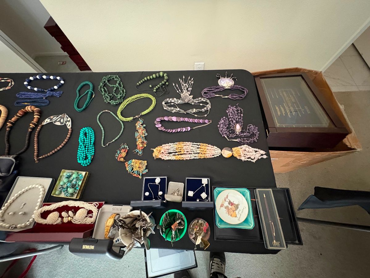 Cerritos Estate Sale by SoCal Home Clear Outs