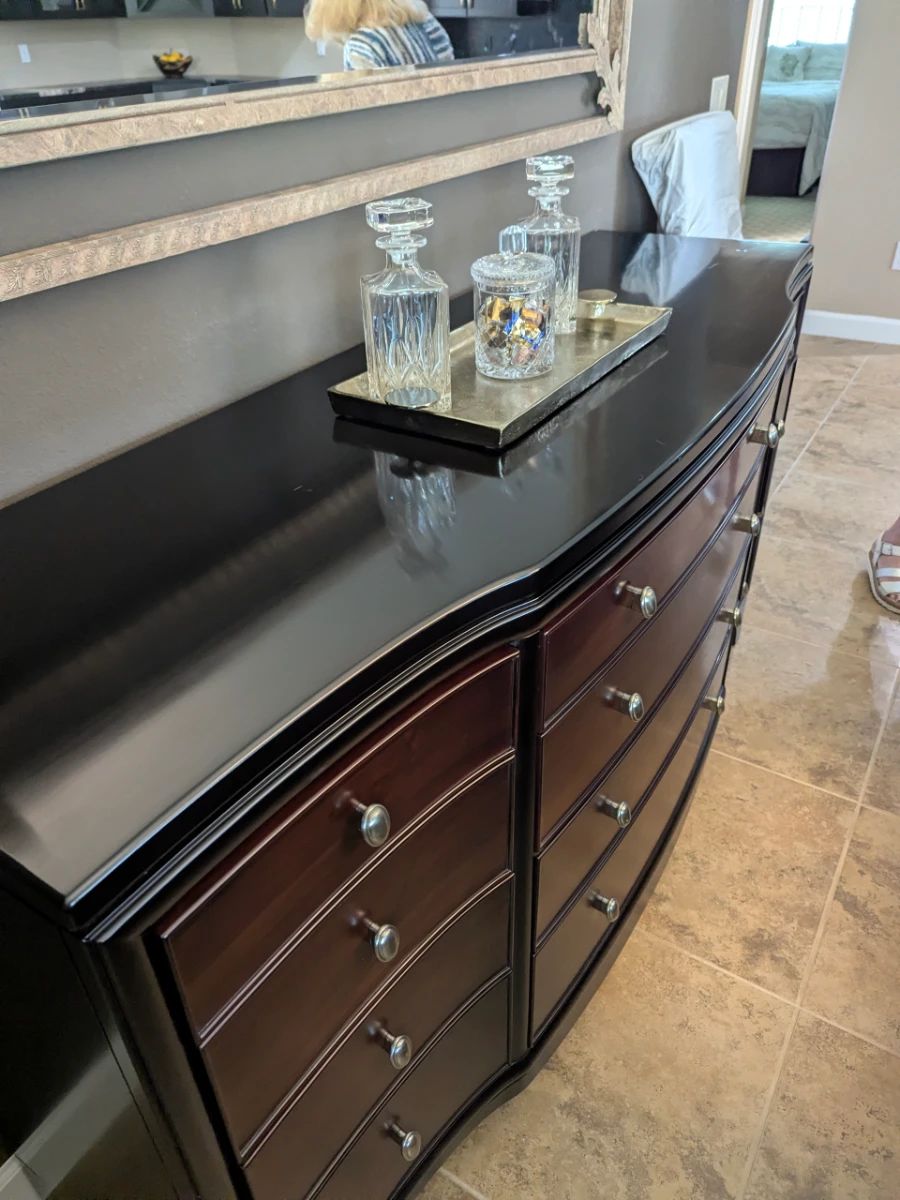 Elegance with the flash estate sale in person