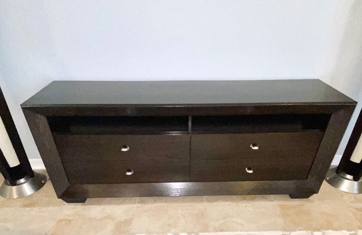 Lutz Estate Sale