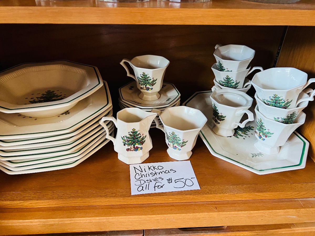 Crewilla Drive Estate sale