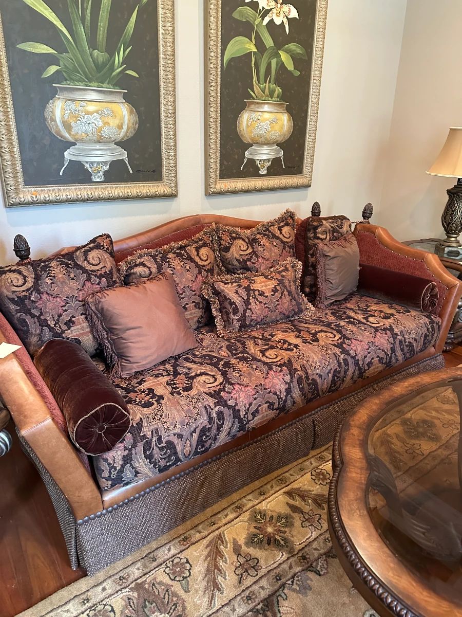 CAIT'S® Lutz Estate Sale