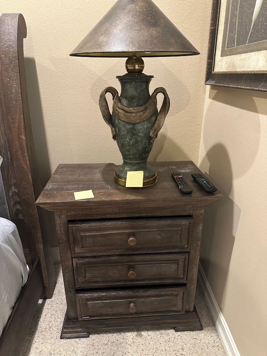 Rustic Distressed Wood Nightstand with Decorative Urn Lamp